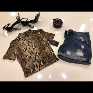 POIZ Snake Crop Top